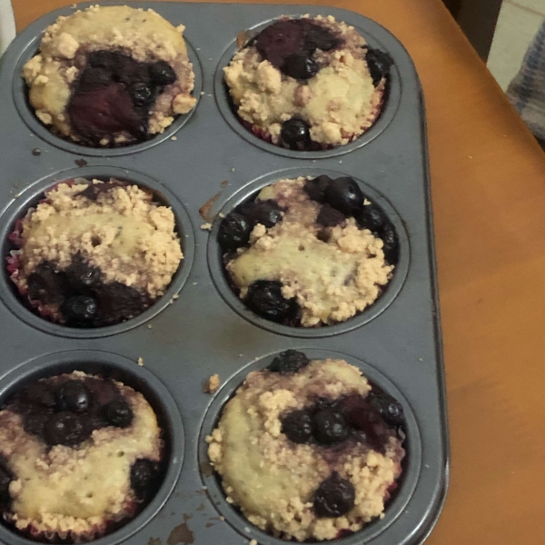 Blueberry Streusel Muffins with Yogurt