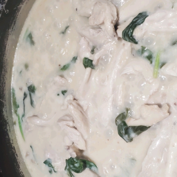 Lemon Chicken Scallopini with Spinach