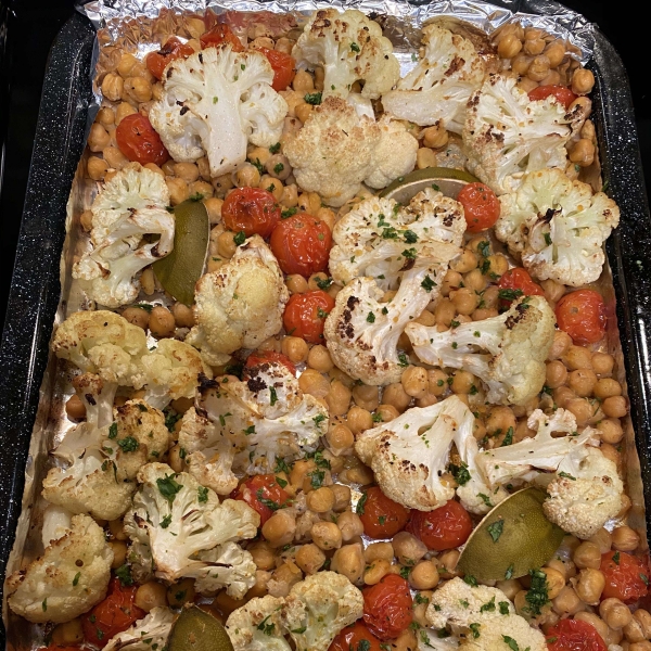 Easy Vegan Sheet Pan Roasted Cauliflower, Tomatoes, and Garbanzo Beans
