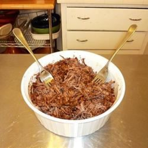 Mijo's Slow Cooker Shredded Beef