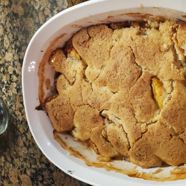 Fresh Southern Peach Cobbler