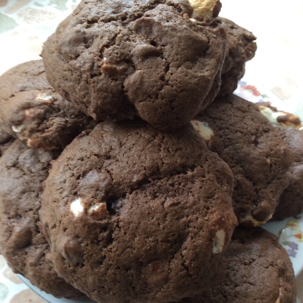 Mellow Chocolate Chip Cookies