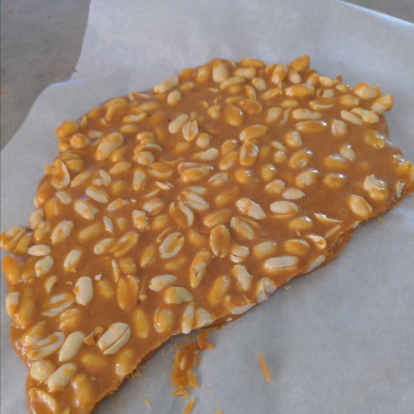 Quick and Easy Peanut Brittle