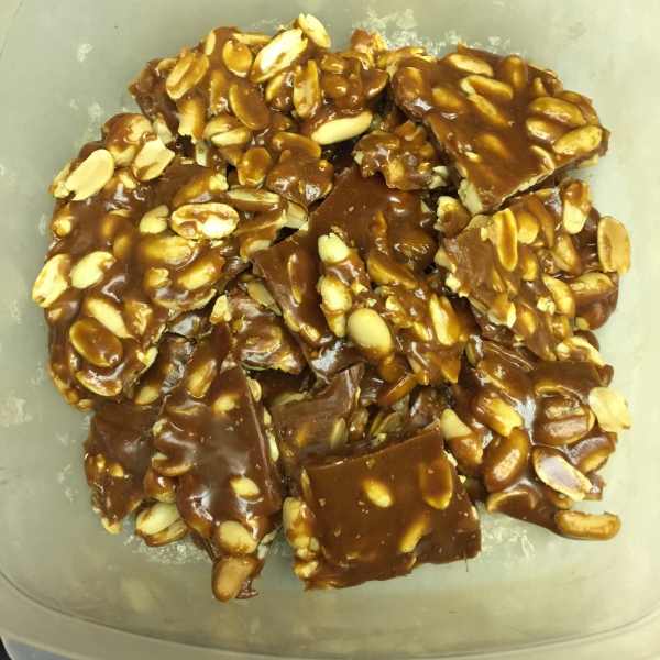 Quick and Easy Peanut Brittle