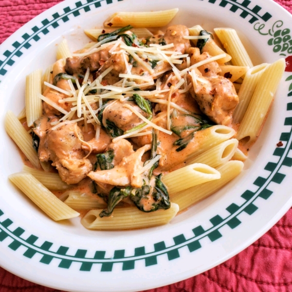 Creamy Tomato-Chicken Pasta