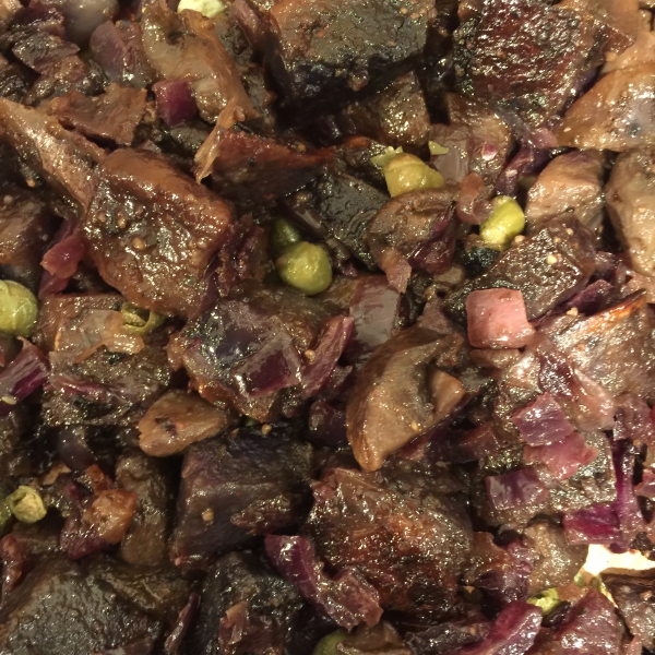 Vegetarian Purple Potatoes with Onions and Mushrooms