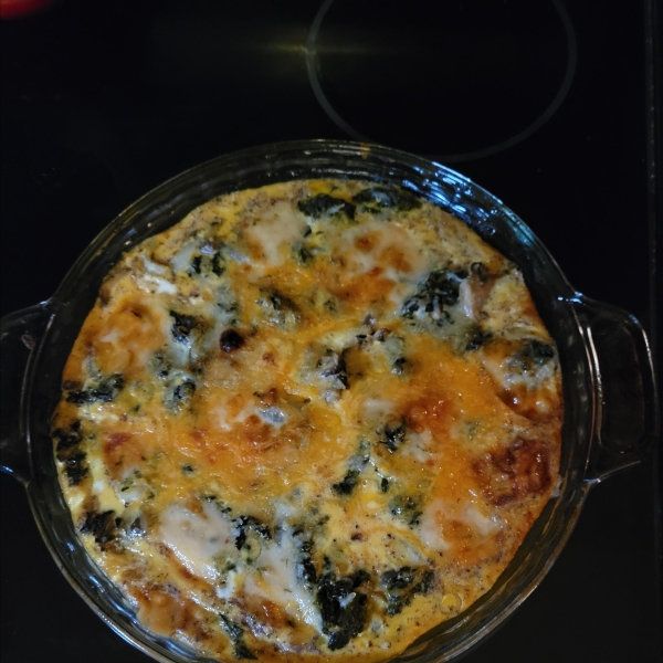 Crustless Spinach, Mushroom, and Tomato Quiche (Keto)