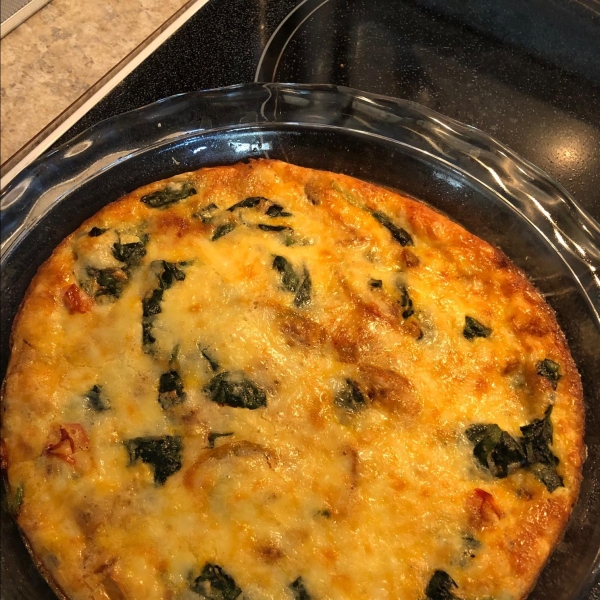 Crustless Spinach, Mushroom, and Tomato Quiche (Keto)