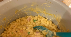 Instant Pot Mac and Cheese with Ham and Peas