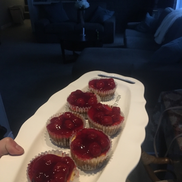 Cherry Cheesecake Cupcakes