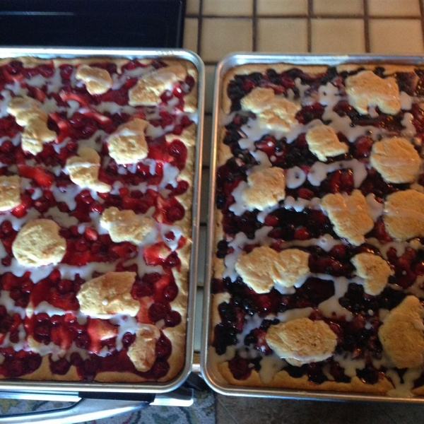 Quick and Easy Cherry Bars