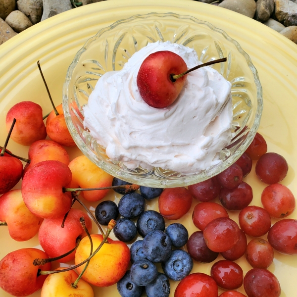 2-Ingredient Strawberry Cream Cheese Fruit Dip