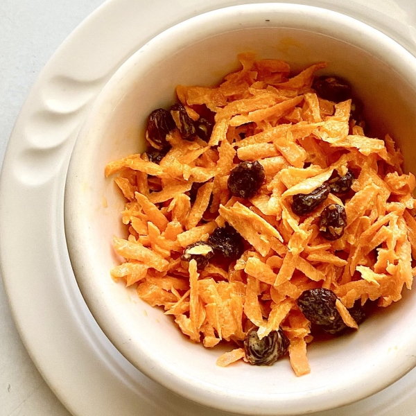 Carrot Raisin Salad