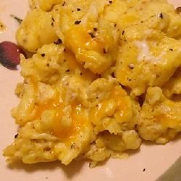 Curry Cheddar Scrambled Eggs