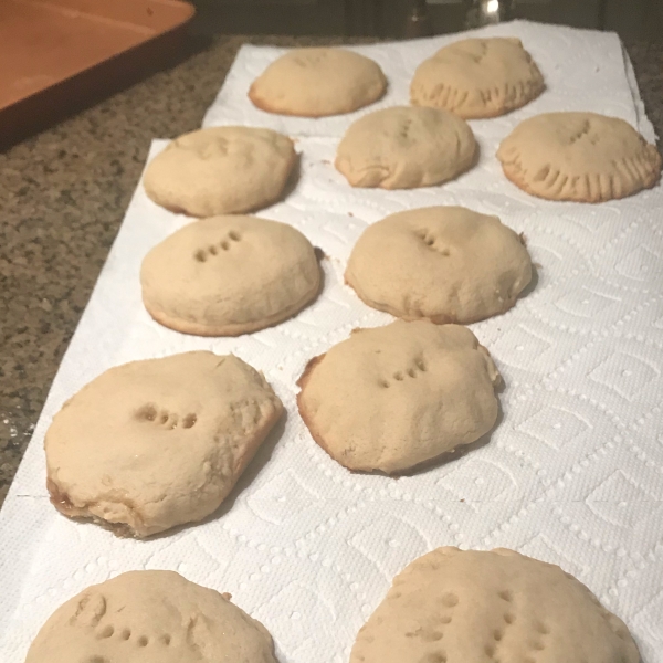 Old Fashioned Christmas Raisin Delights