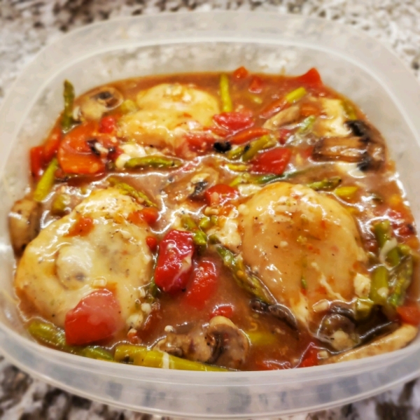 Chicken with Asparagus and Roasted Red Peppers