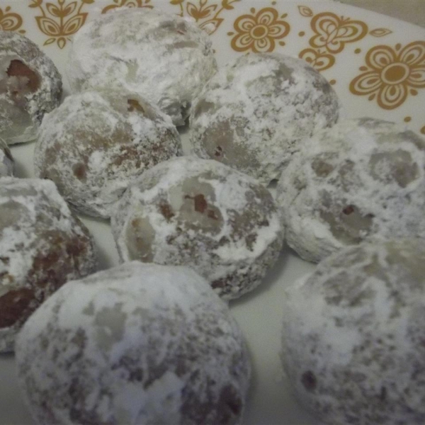 Molasses Snowballs