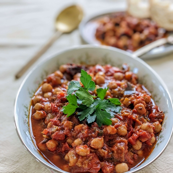 Revithia sto Fourno (Greek Baked Chickpeas)