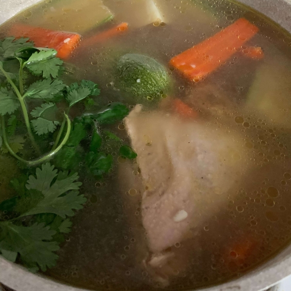 Caldo de Pollo