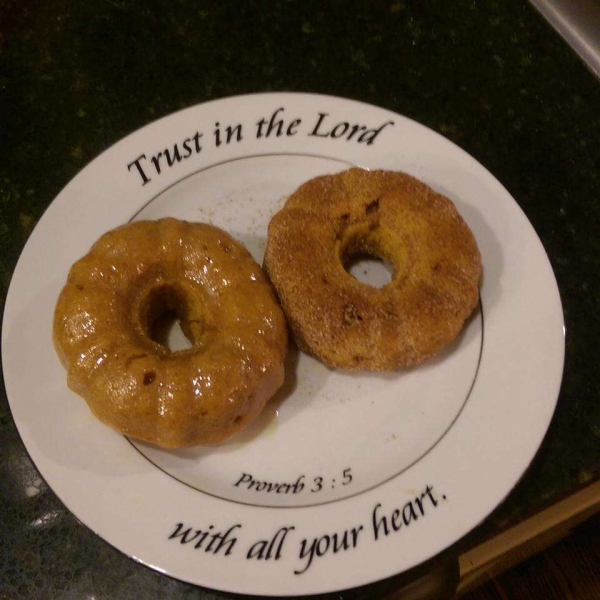 Maple Pumpkin Doughnuts