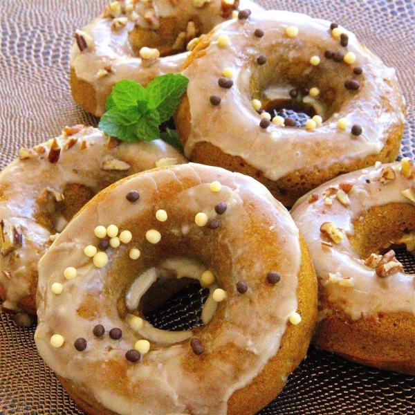 Maple Pumpkin Doughnuts