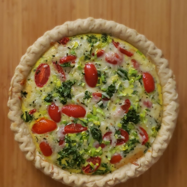 Quiche with Kale, Tomato, and Leek