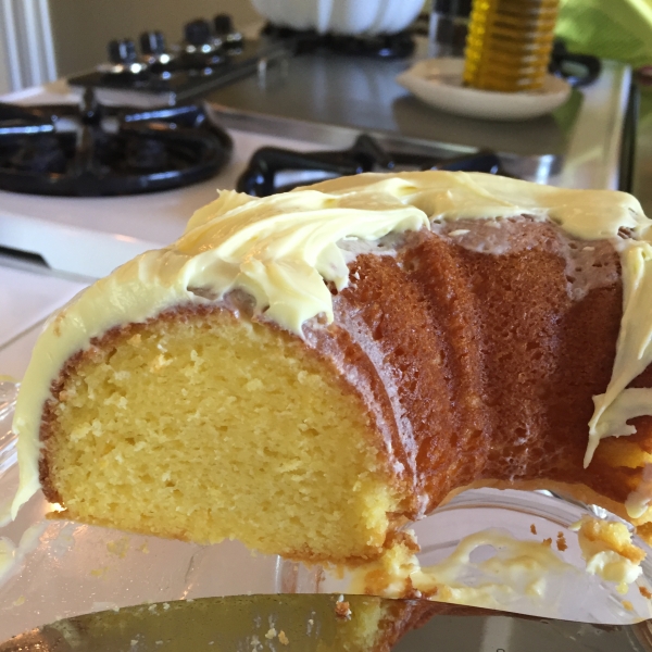 Memaw's Lemon Sunshine Cake