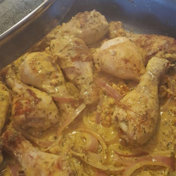 Chicken in Onion and Mustard Sauce