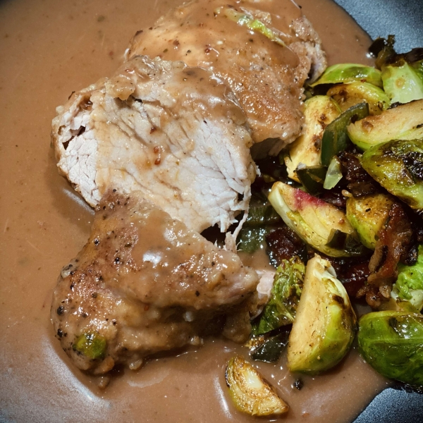 Instant Pot® Orange-Cranberry-Balsamic Pork Loin
