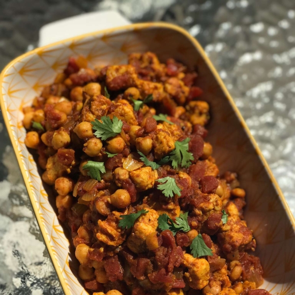 Quorn and Chickpea Curry