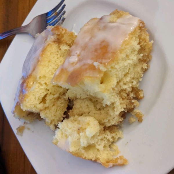Michelle's Honeybun Cake