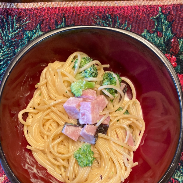 Fettuccine Alfredo with Ham