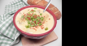 Slow Cooker Loaded Baked Potato Soup