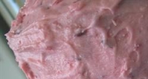 Cranberry-Almond Buttercream Frosting