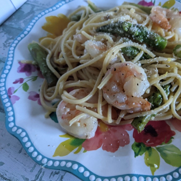 Shrimp Pasta with Grilled Asparagus
