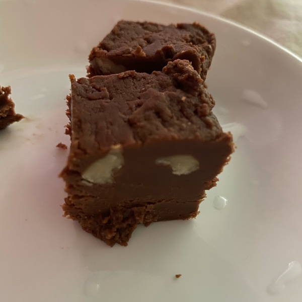 Aunt Teen's Creamy Chocolate Fudge