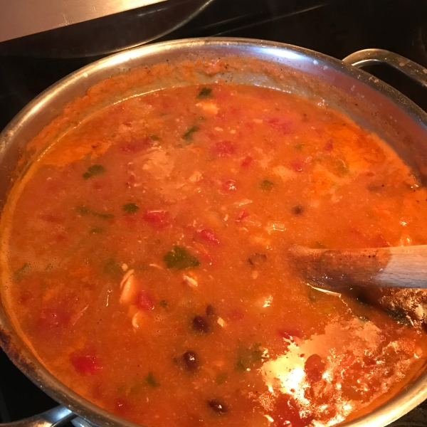 Easy and Tasty Chicken Tortilla Soup