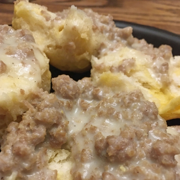 Southern-Style Sawmill Sausage Gravy