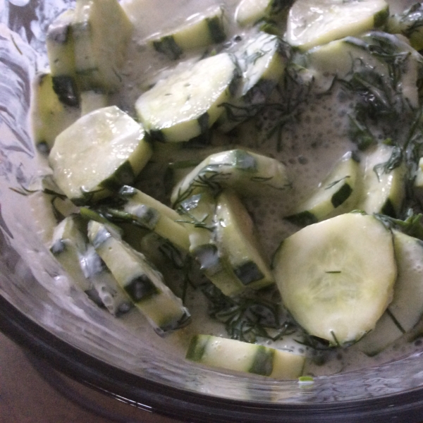 Mizeria (Polish Cucumber Salad)