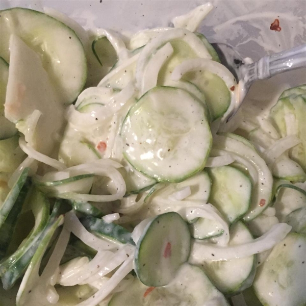 Mizeria (Polish Cucumber Salad)