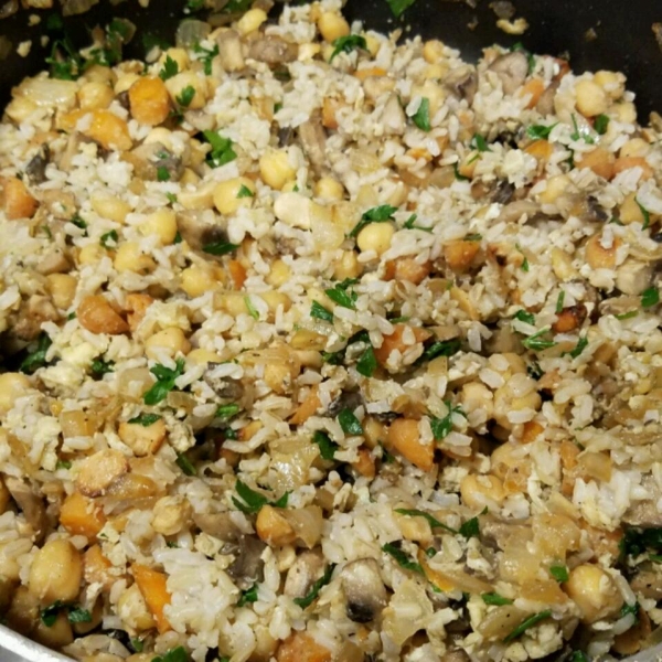 Home-Style Brown Rice Pilaf