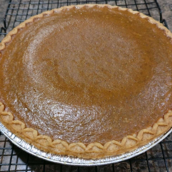 Mom's Spiced Pumpkin Pie