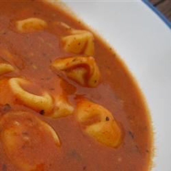 Mom's Creamy Tortellini Tomato Soup