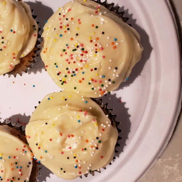 Carrot Cake Cupcakes with Lemon Cream Cheese Frosting