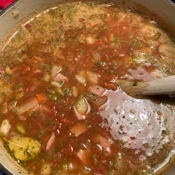 Hungarian Lentil Soup