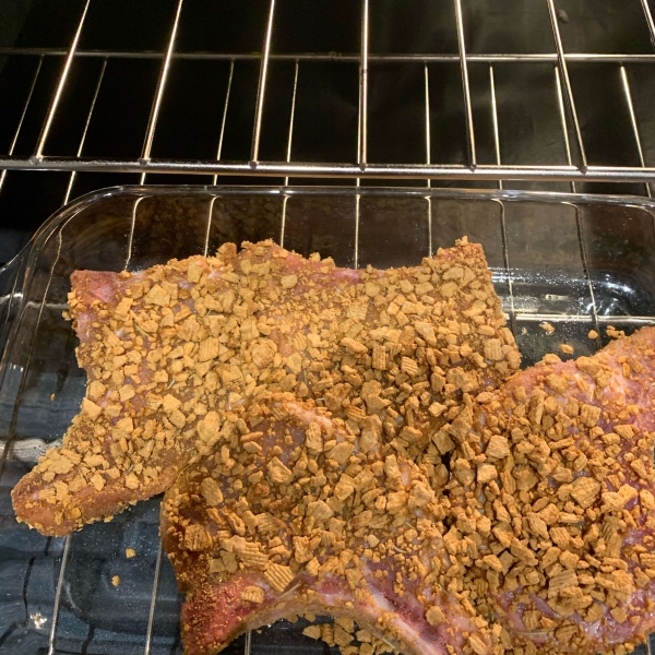 Graham Crusted Pork Chops