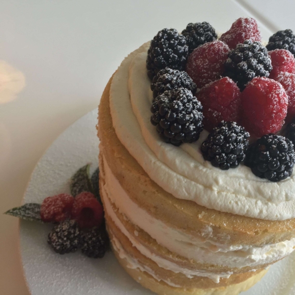 Naked Vanilla Cake with Mascarpone and Berries