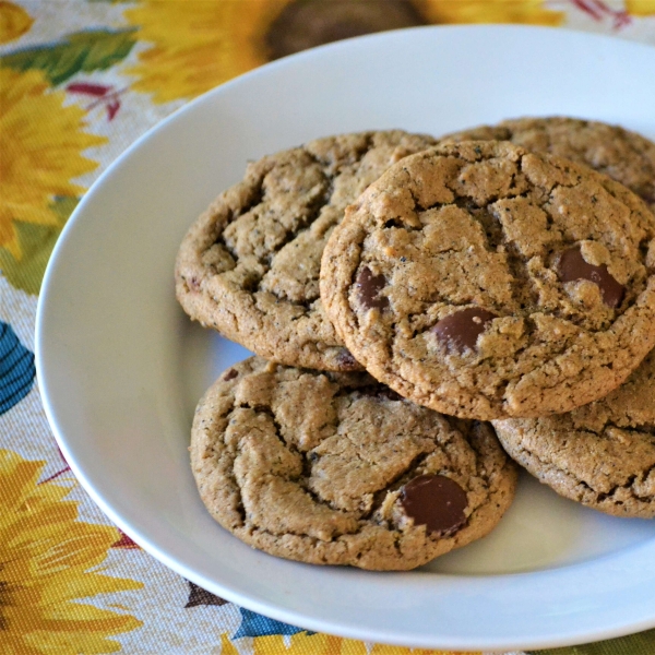 Cardamom and Espresso Chocolate Chip Cookies