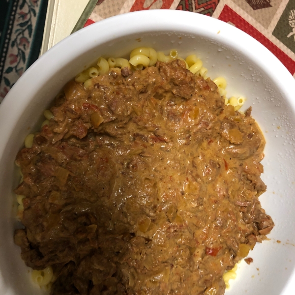 Slow Cooker Hungarian Goulash