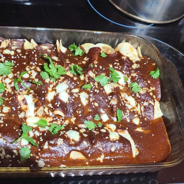 Chicken Enchiladas with Mole Sauce